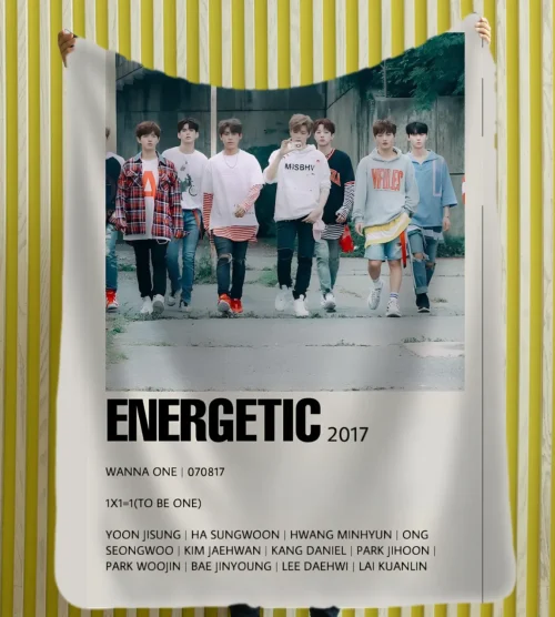 Wanna One Classic Logo Blanket